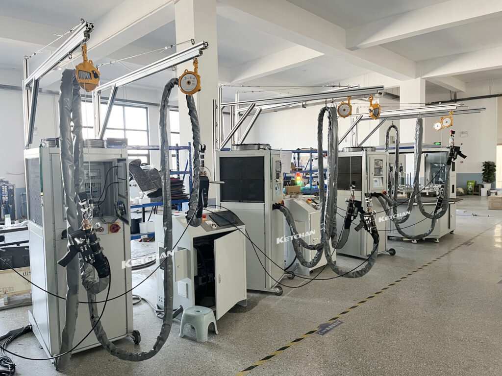 Double output induction heating machine with automatic solder feeding